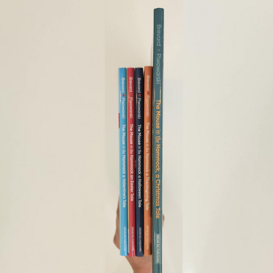 Christmas 10x10 Hardback + Set of 4 Holiday Books Hardback 8x8